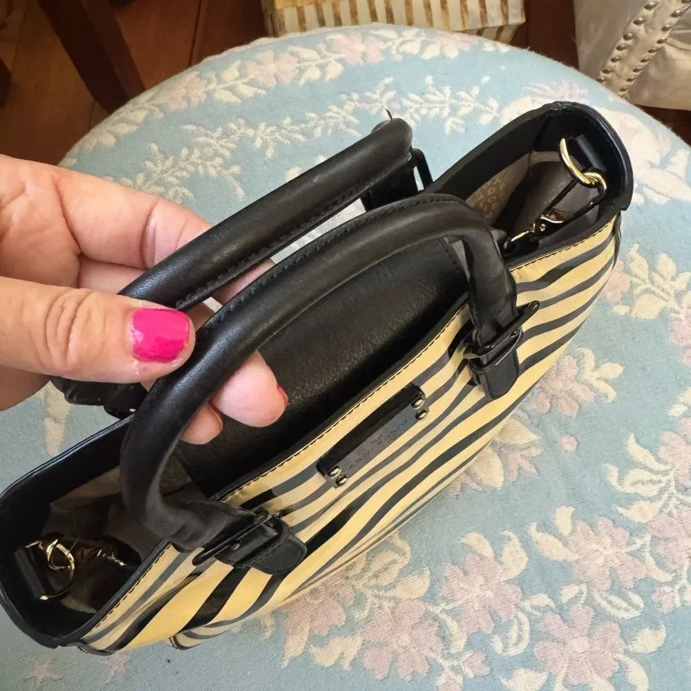 NEW! Kate Spade Chic Striped Handbag Blk & Cream